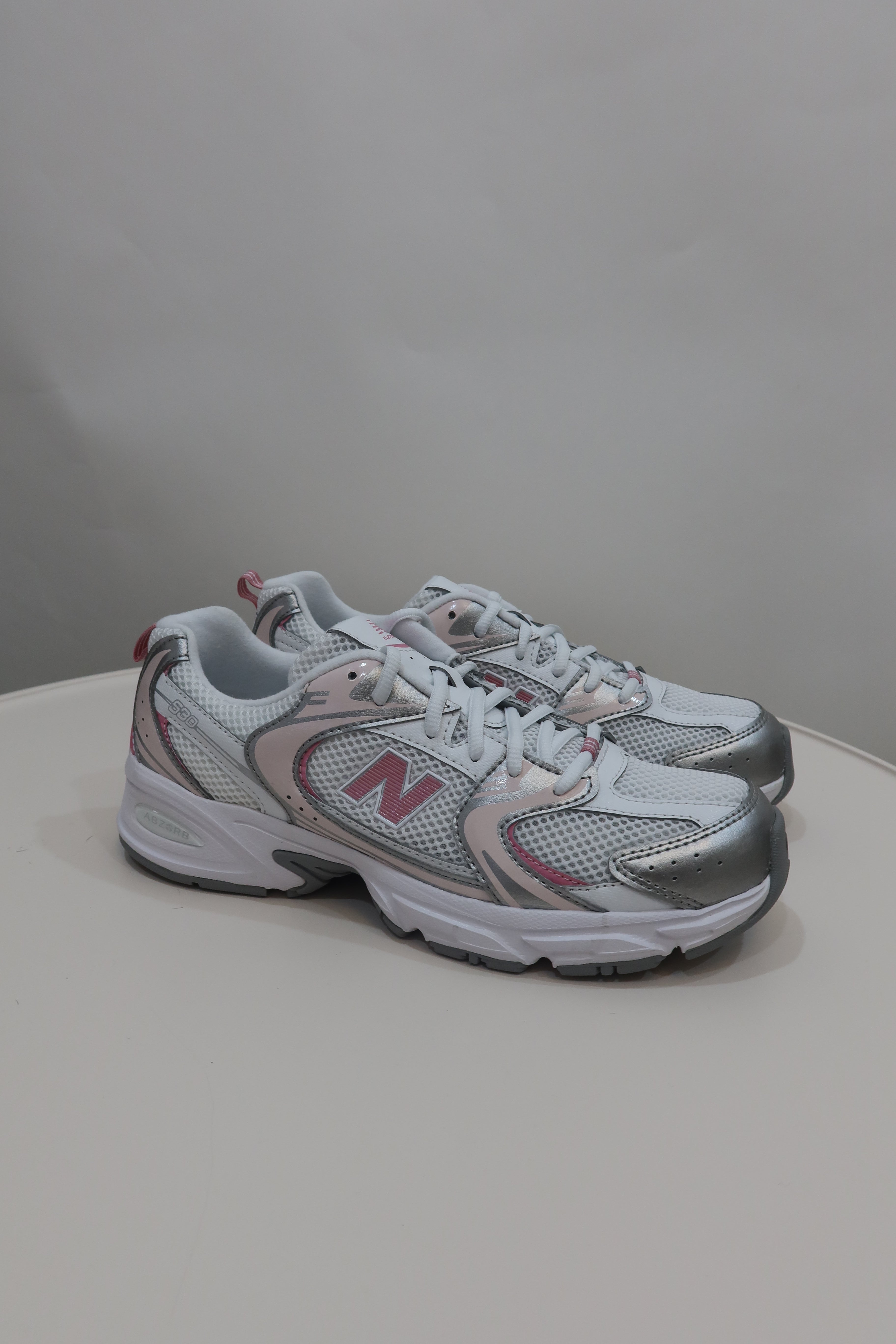 NEW BALANCE 530